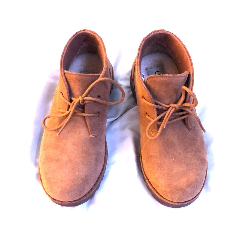 Size 2 kids uggs.